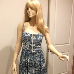 Women’s Size 8 Dress by Guess